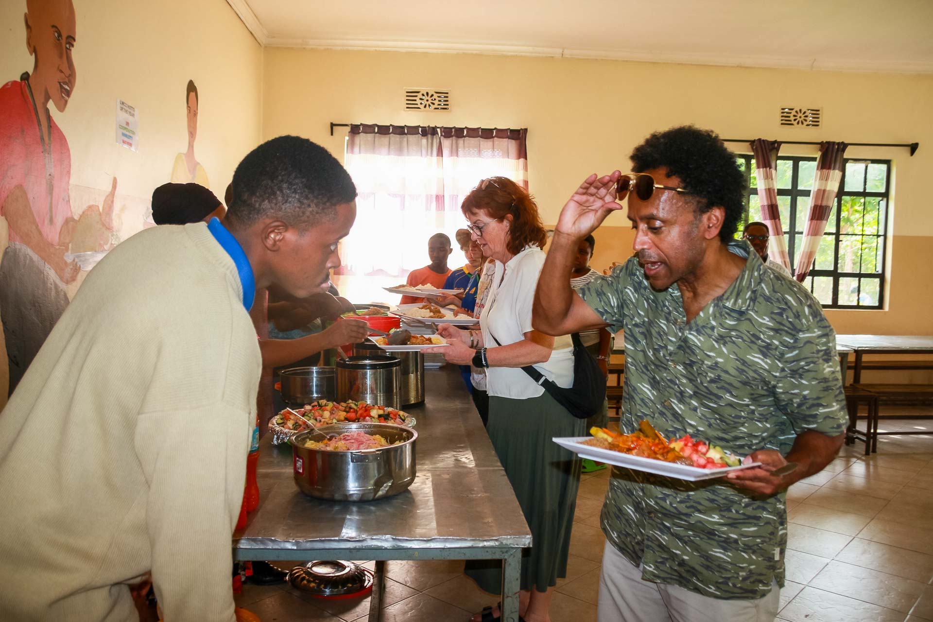 Tanzania, Yakini School