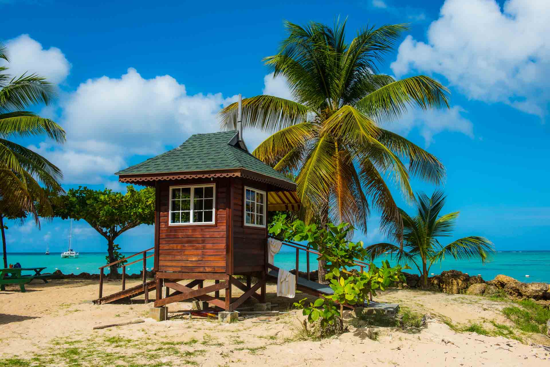Baywatch tower on Pigeon Point, Tobago, Trinidad and Tobago, West Indies, Caribbean, Central America Tobago tips, Carinas bästa